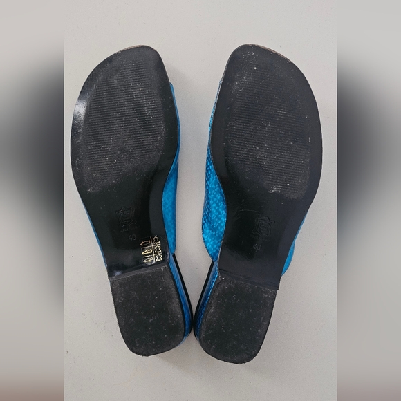 Dolce & Gabbana Metallic Shoes - Picture 2 of 5